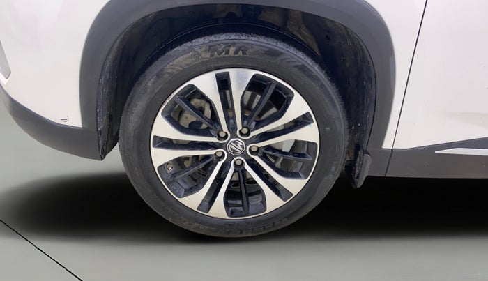 2021 MG HECTOR SHARP 1.5 PETROL CVT, Petrol, Automatic, 1,35,187 km, Left Front Wheel