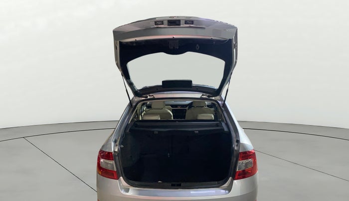 2016 Skoda Octavia STYLE PLUS AT 1.8 TSI, Petrol, Automatic, 58,090 km, Boot Open Zoomed View