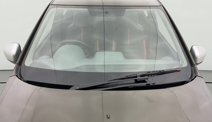 2018 Renault Kwid RXT 1.0 (O), Petrol, Manual, 23,684 km, Front Windshield