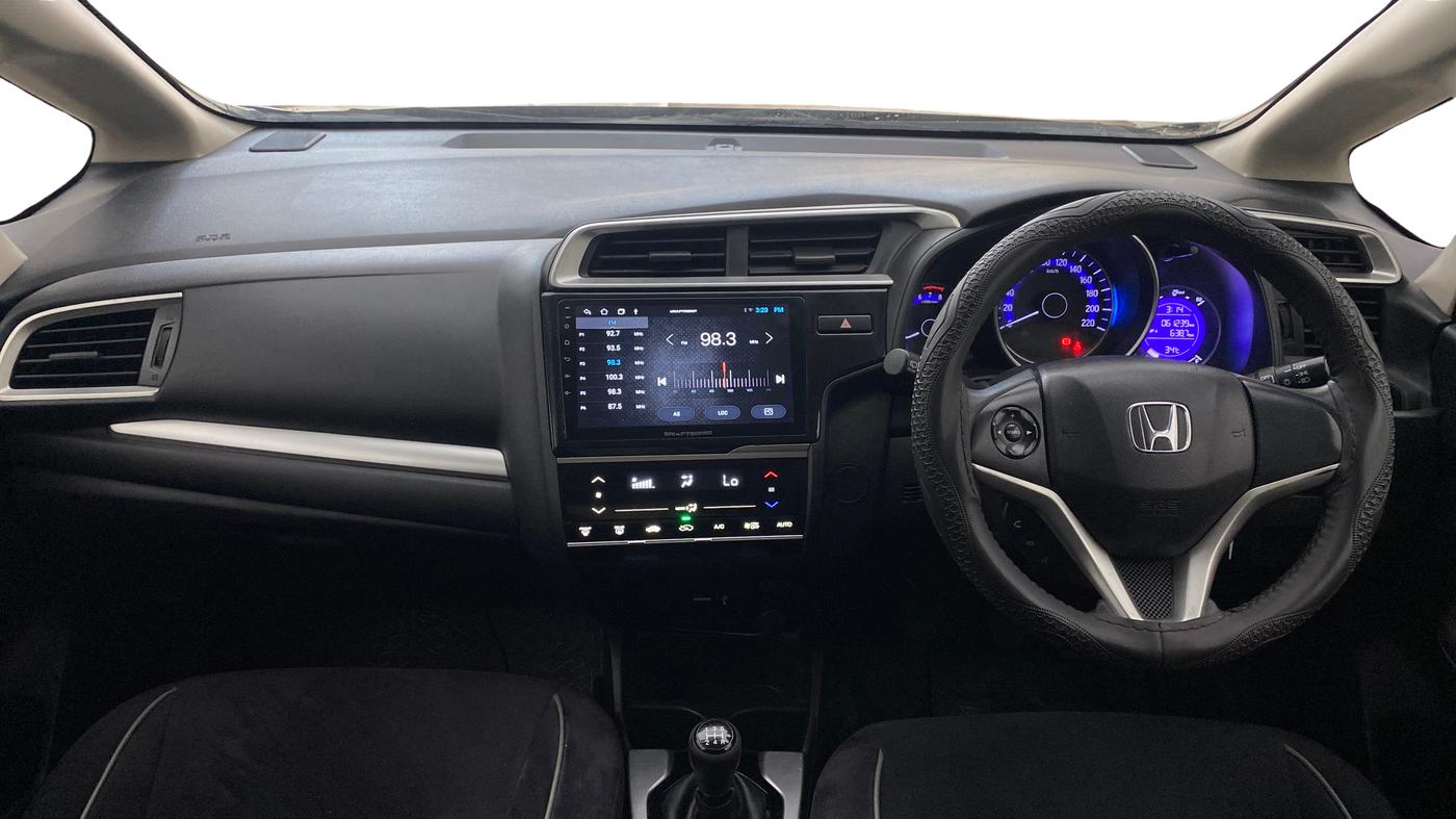 2017 Honda WR-V 1.2L I-VTEC VX MT, CNG, Manual, 61,204 km, Dashboard