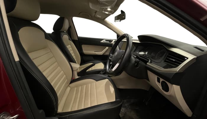 2022 Volkswagen VIRTUS HIGHLINE TSI 1.0 AT, Petrol, Automatic, 66,880 km, Right Side Front Door Cabin