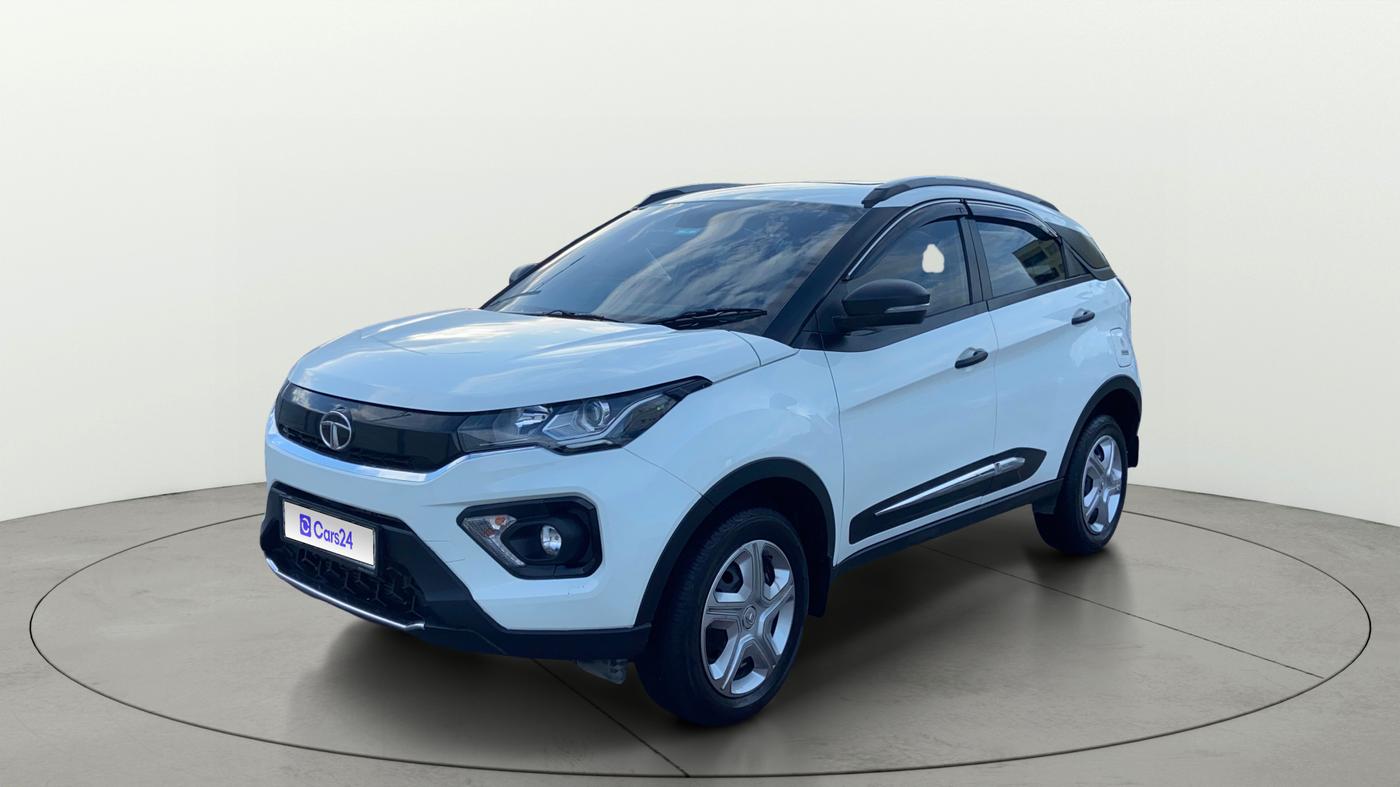 2022 Tata NEXON XMA SUNROOF PETROL, Petrol, Automatic, 27,624 km, Left Front Diagonal