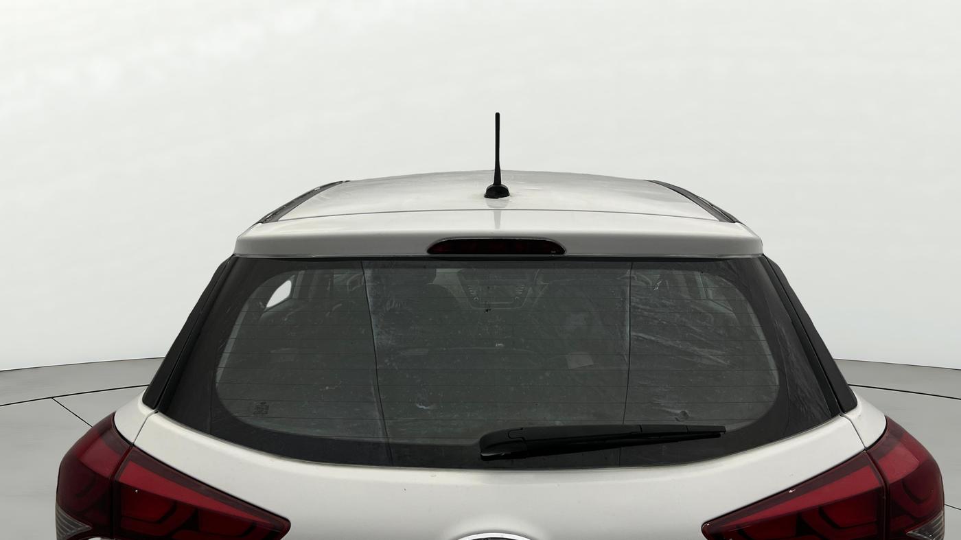 2015 Hyundai Elite i20 ASTA 1.2, Petrol, Manual, 1,08,297 km, Rear Windshield