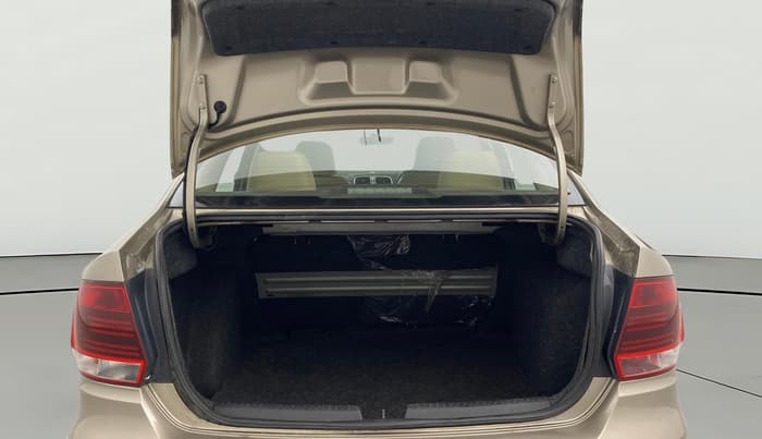 2016 Volkswagen Vento HIGHLINE 1.5 AT, Diesel, Automatic, 1,22,532 km, Boot Open Zoomed View