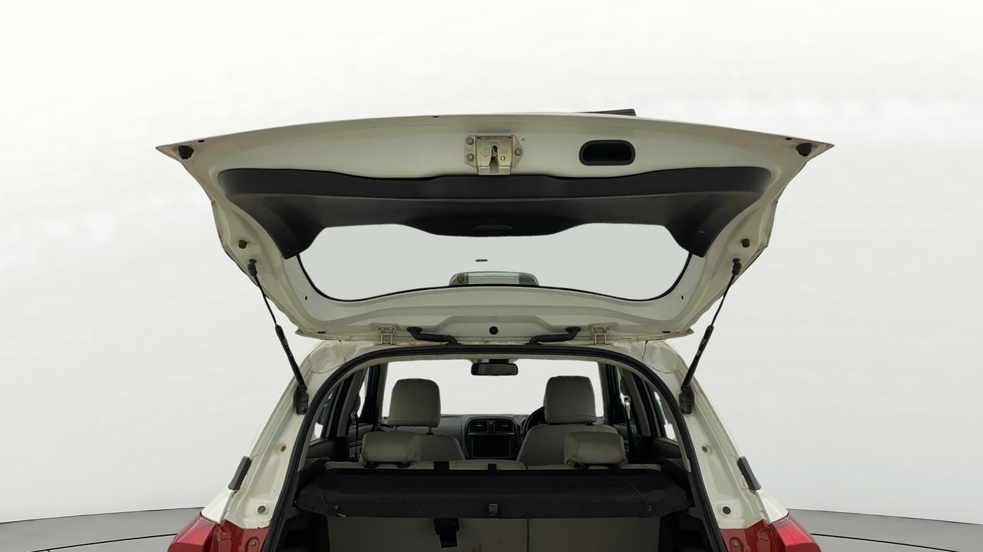 2022 Toyota URBAN CRUISER PREMIUM GRADE AT, Petrol, Automatic, 67,783 km, Boot Door Open