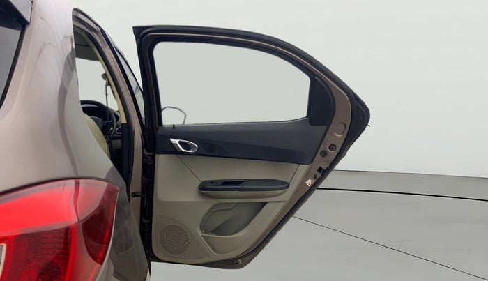 2018 Tata Tiago XZ PETROL, Petrol, Manual, 27,570 km, RHS Rear Door