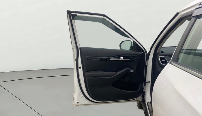 2022 KIA SELTOS GTX PLUS 1.4, Petrol, Manual, 21,865 km, LHS Front Door