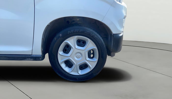 2022 Maruti S PRESSO VXI (O), Petrol, Manual, 11,244 km, Right Front Wheel