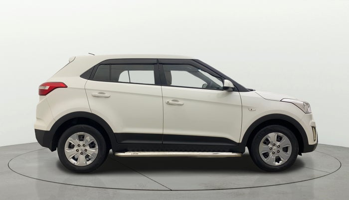2016 Hyundai Creta BASE 1.6 PETROL, Petrol, Manual, 40,574 km, Right Side View