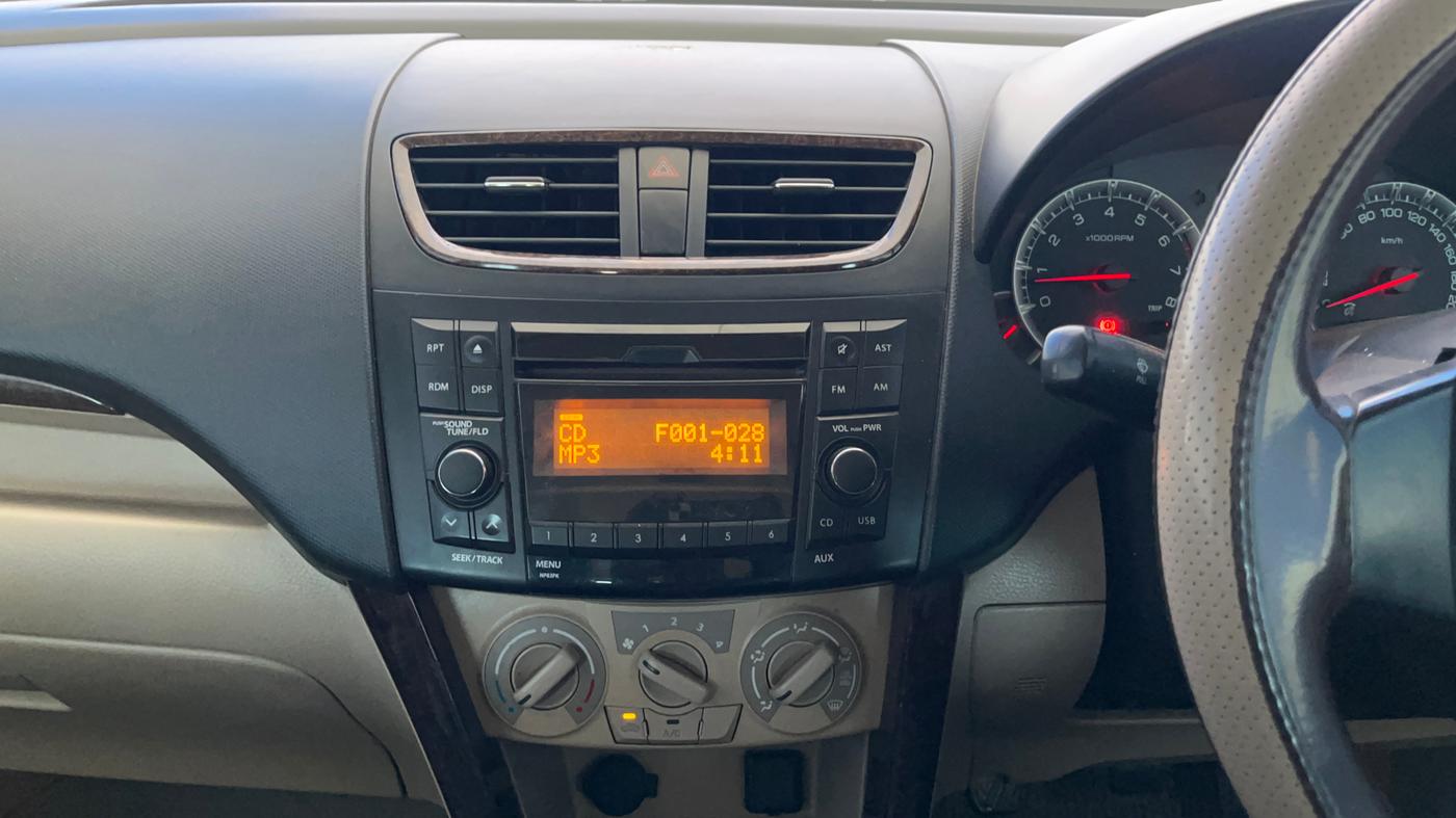 2017 Maruti Dzire VXI, Petrol, Manual, 1,09,972 km, Air Conditioner