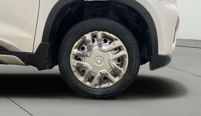 2020 Maruti Vitara Brezza LXI, Petrol, Manual, 72,193 km, Right Front Wheel