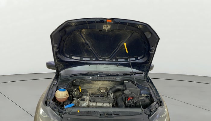 2015 Volkswagen Polo HIGHLINE1.2L, Petrol, Manual, 53,391 km, Open Bonet