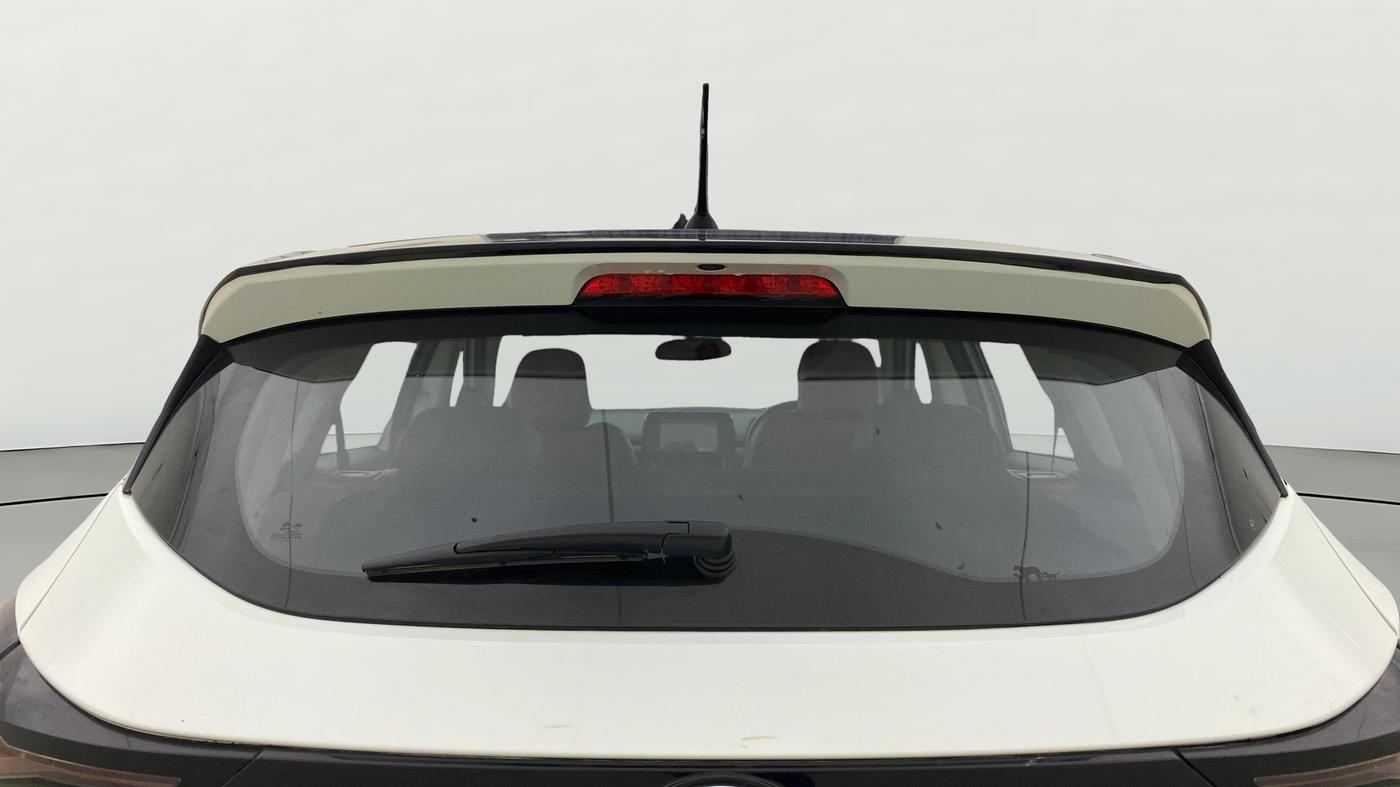 2021 Tata Harrier XMA 2.0L KRYOTEC, Diesel, Automatic, 72,640 km, Rear Windshield