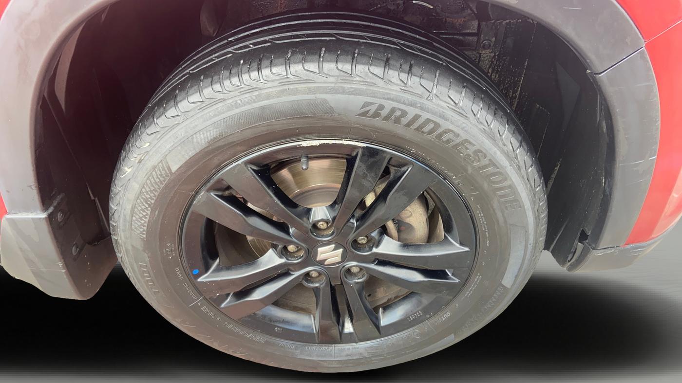 2018 Maruti Vitara Brezza ZDI AMT, Diesel, Automatic, 78,996 km, Right Front Wheel