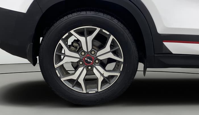 2021 KIA SELTOS GTX PLUS 1.5 DIESEL AT DUAL TONE, Diesel, Automatic, 82,267 km, Right Rear Wheel