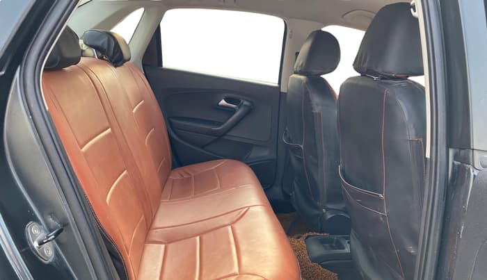 2018 Volkswagen Ameo COMFORTLINE 1.0L, Petrol, Manual, 85,155 km, Right Side Rear Door Cabin