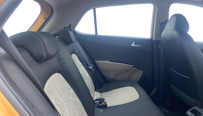 2015 Hyundai Grand i10 ASTA AT 1.2 KAPPA VTVT, Petrol, Automatic, 77,552 km, Right Side Rear Door Cabin