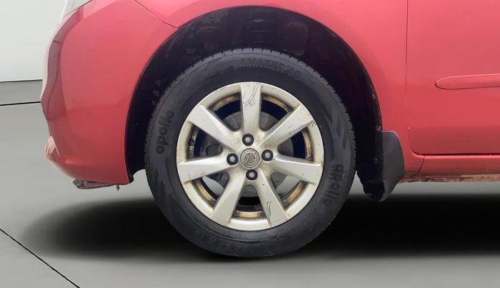 2013 Nissan Sunny XV DIESEL, Diesel, Manual, 1,20,954 km, Left Front Wheel