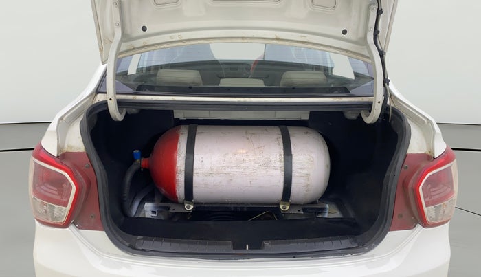 2015 Hyundai Xcent S 1.2, CNG, Manual, 97,853 km, Boot Open Zoomed View