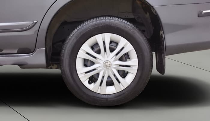2015 Toyota Innova 2.5 GX 7 STR, Diesel, Manual, 93,285 km, Left Rear Wheel