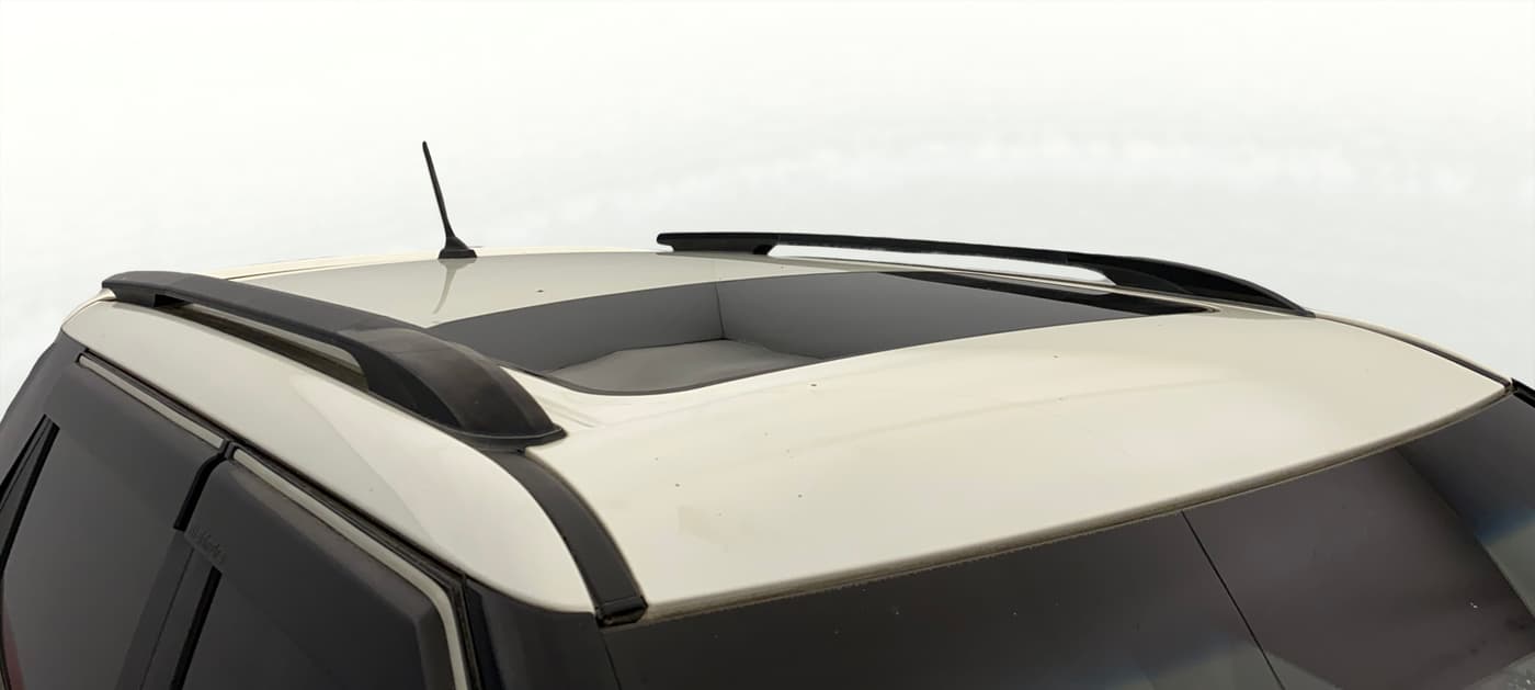 2022 Mahindra XUV300 W8 (O) 1.2 PETROL AMT DUAL TONE, Petrol, Automatic, 29,845 km, Roof