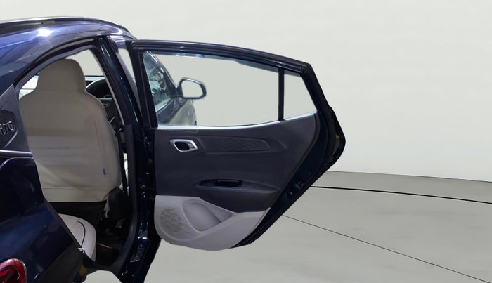 2023 Hyundai GRAND I10 NIOS SPORTZ AMT 1.2 KAPPA VTVT, Petrol, Automatic, 15,028 km, RHS Rear Door