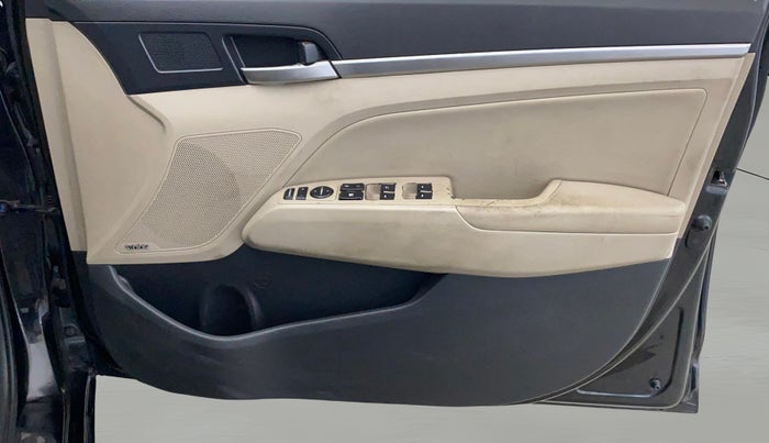 2020 Hyundai New Elantra 2.0 SX(O) AT PETROL, Petrol, Automatic, 91,917 km, Driver Side Door Panels Control