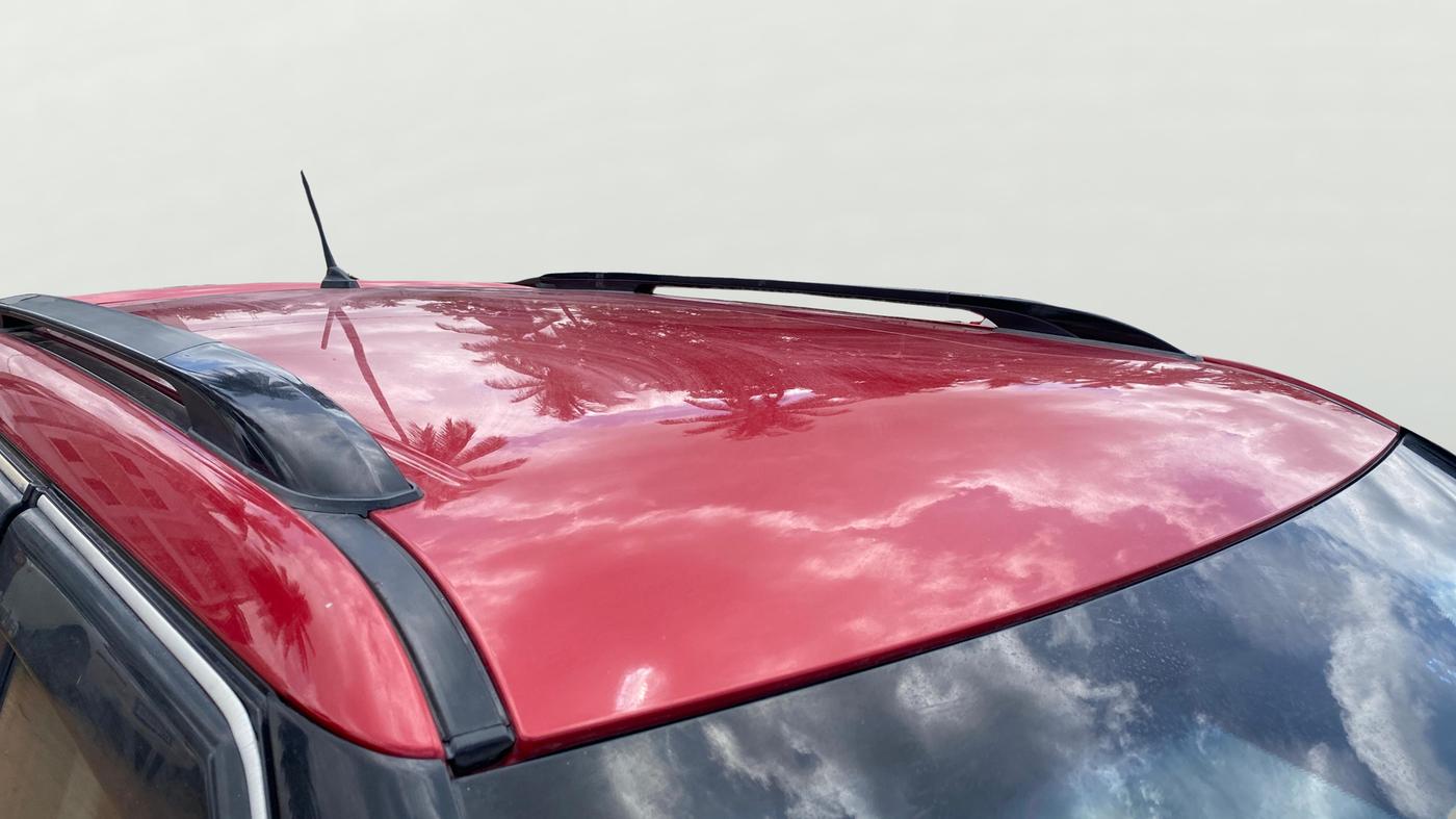 2019 Mahindra XUV300 W8 1.2 PETROL, Petrol, Manual, 38,170 km, Roof