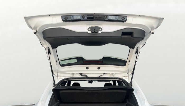 2021 Nissan MAGNITE XL, Petrol, Manual, 9,933 km, Boot Door Open