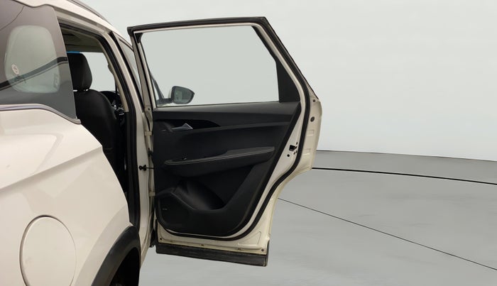 2019 MG HECTOR SHARP 1.5 DCT PETROL, Petrol, Automatic, 80,285 km, RHS Rear Door