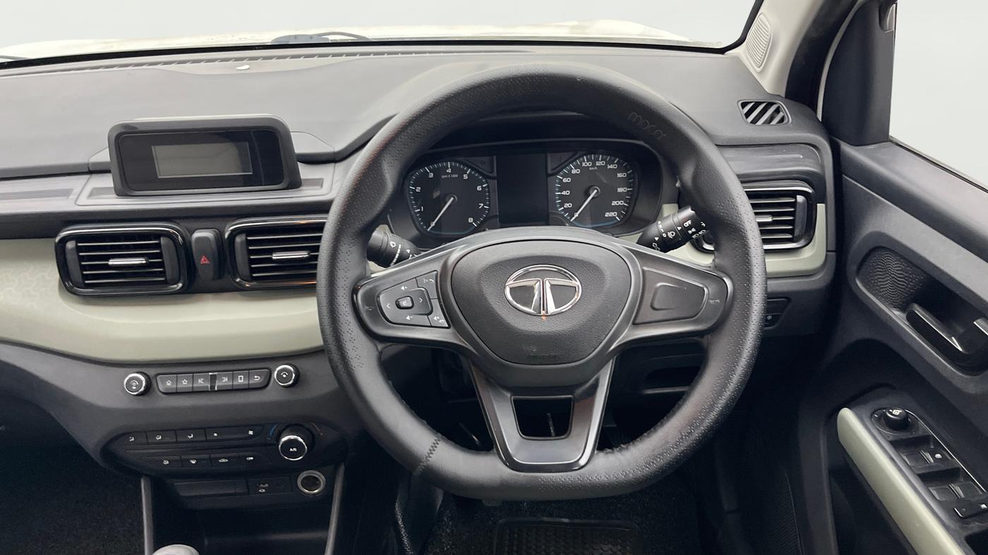 2021 Tata PUNCH ADVENTURE MT, Petrol, Manual, 65,667 km, Steering Wheel Close Up