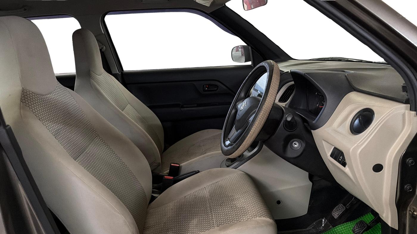 2023 Maruti New Wagon-R LXI 1.0, Petrol, Manual, 5,488 km, Right Side Front Door Cabin