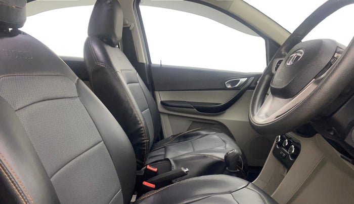 2017 Tata Tiago XZ PETROL, Petrol, Manual, 45,969 km, Right Side Front Door Cabin
