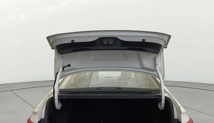 2022 Skoda SLAVIA STYLE 1.0L TSI MT, Petrol, Manual, 58,076 km, Boot Door Open