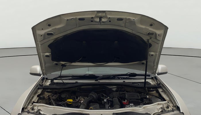 2017 Renault Duster 85 PS RXS SANDSTORM EDITION DIESEL, Diesel, Manual, 1,16,512 km, Open Bonet