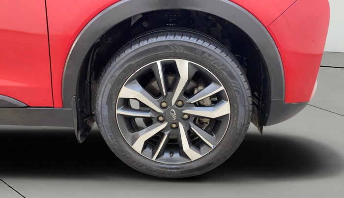 2019 Mahindra XUV300 W8 (O) 1.5 DIESEL, Diesel, Manual, 39,068 km, Right Front Wheel