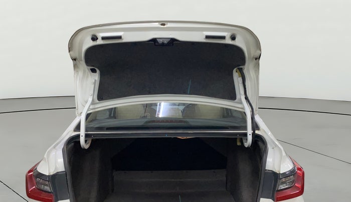 2020 Honda City 1.5L I-VTEC V MT 5TH GEN, Petrol, Manual, 19,345 km, Boot Door Open