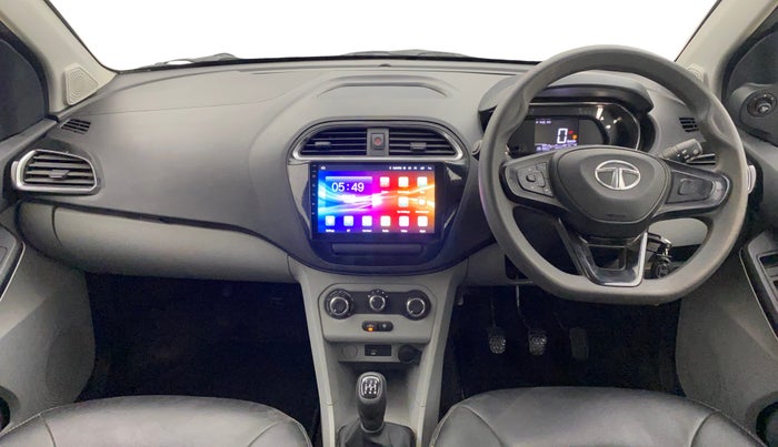 2023 Tata Tiago XT (O) PETROL, Petrol, Manual, 26,187 km, Dashboard