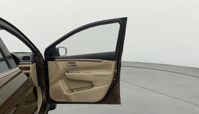 2018 Maruti Ciaz ALPHA  AT 1.5 SHVS PETROL, Petrol, Automatic, 94,688 km, RHS Front Door