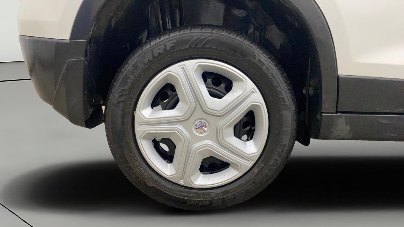 2022 Maruti Vitara Brezza VXI AT SHVS, Petrol, Automatic, 30,010 km, Right Rear Wheel