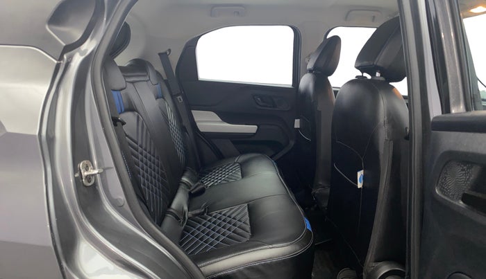 2022 Tata PUNCH ACCOMPLISHED AMT, Petrol, Automatic, 21,907 km, Right Side Rear Door Cabin