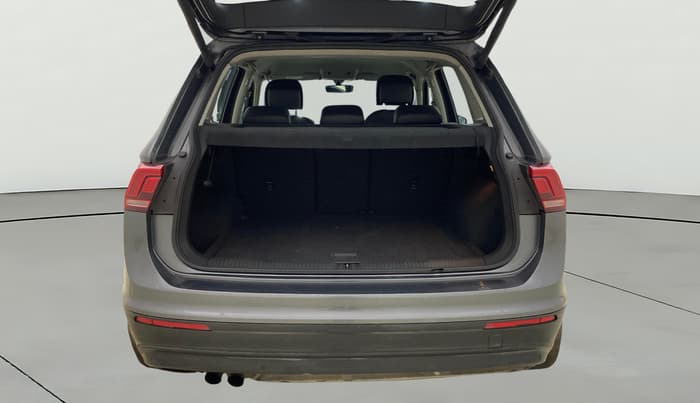 2018 Volkswagen TIGUAN COMFORTLINE TDI AT, Diesel, Automatic, 1,33,204 km, Boot Open Zoomed View