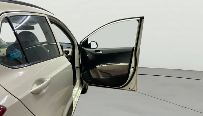 2018 Hyundai Grand i10 SPORTZ 1.2 KAPPA VTVT, Petrol, Manual, 65,362 km, RHS Front Door