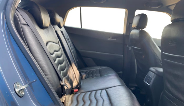 2017 Hyundai Creta SX PLUS AT 1.6 PETROL, Petrol, Automatic, 20,458 km, Right Side Rear Door Cabin