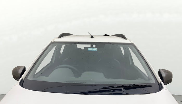 2016 Renault Kwid RXT 1.0 AMT, Petrol, Automatic, 74,586 km, Front Windshield