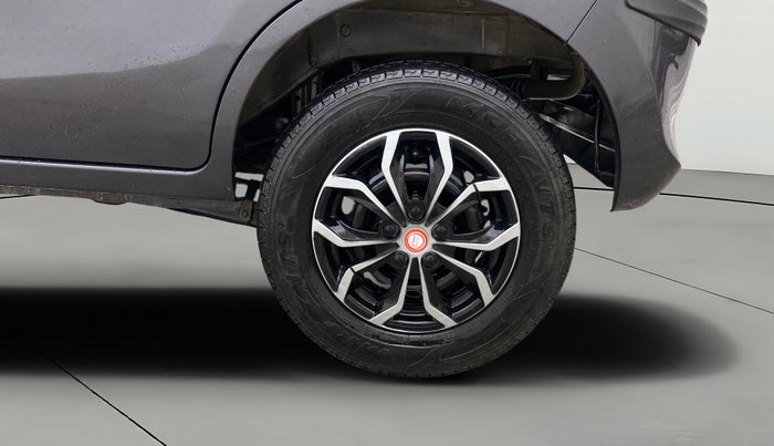 2015 Maruti Alto 800 LXI, Petrol, Manual, 33,898 km, Left Rear Wheel