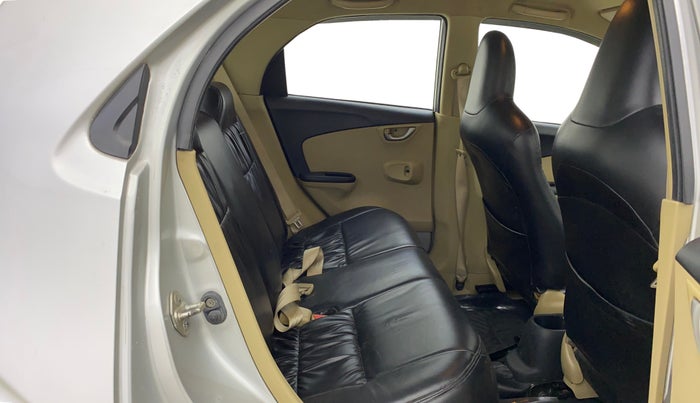 2015 Honda Brio VX MT, Petrol, Manual, 34,031 km, Right Side Rear Door Cabin