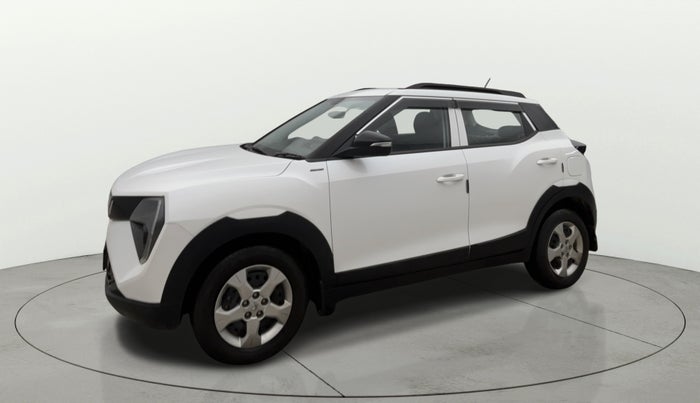 2024 Mahindra XUV 3XO MX2 Pro 1.2 L TCMPFI AT, Petrol, Automatic, 11,056 km, Left Front Diagonal