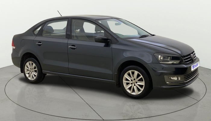 2016 Volkswagen Vento HIGHLINE 1.6 MPI, Petrol, Manual, 1,13,438 km, Right Front Diagonal