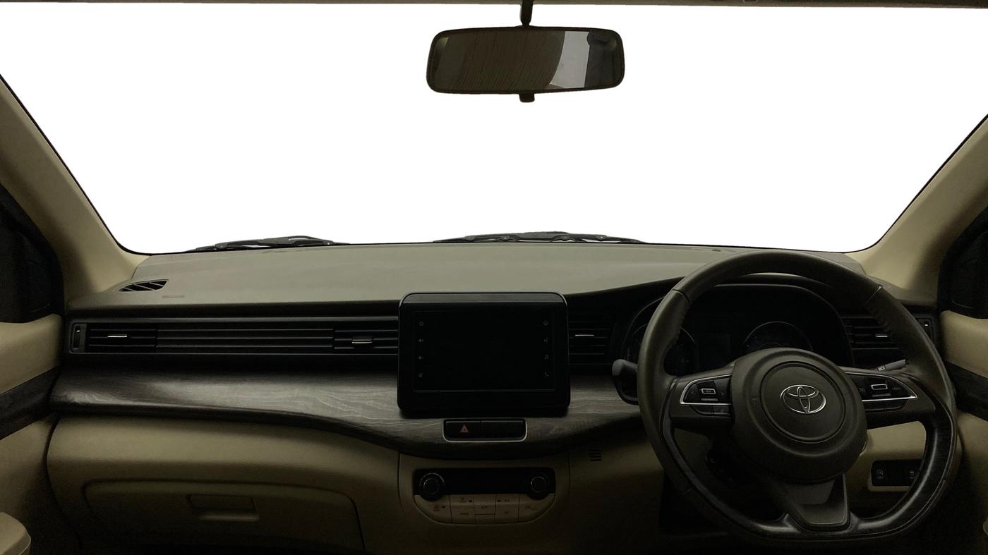 2024 Toyota RUMION  V MT , Petrol, Manual, 10,286 km, Dashboard